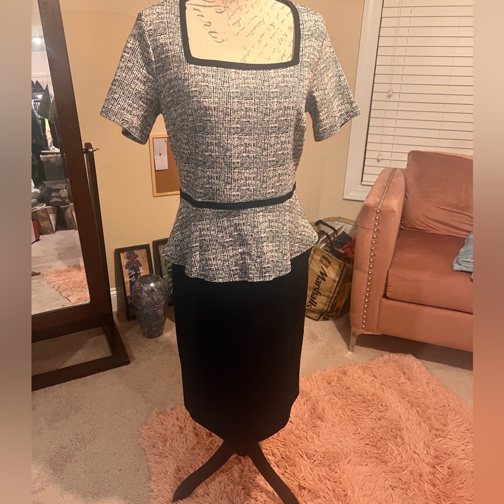 Dress only worn once.